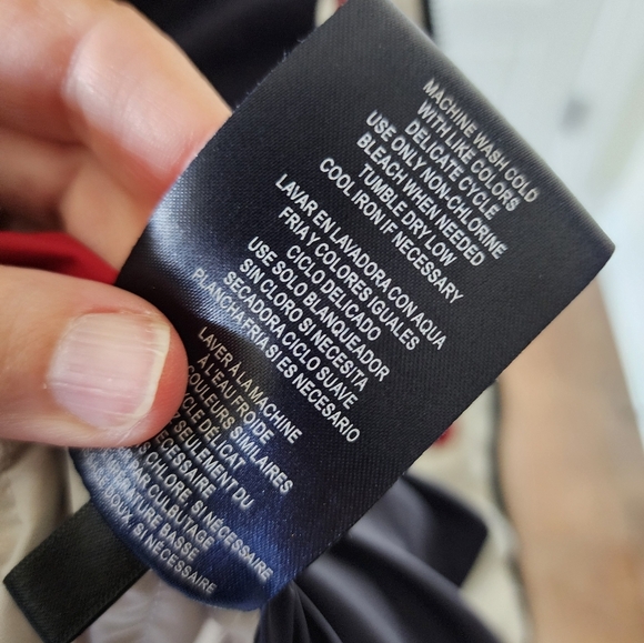 Preowned Tommy Hilfiger, size small, mens, quilted puffer‎ - Picture 16 of 16